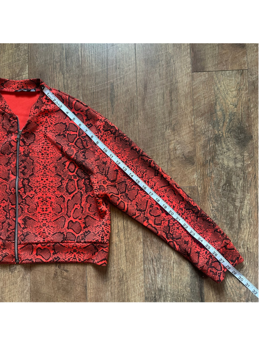 Women's Boohoo Red and Black Snake Print Bomber Jacket Size 10 - Picture 7 of 12